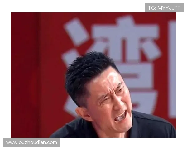 杜锋批进攻失误暗示4人 格兰谈防守与新援 杜锋批进攻失误暗示4人 格兰谈防守与新援